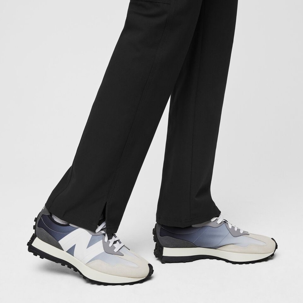 Kade™ Cargo Scrub Pants - Picture 8 of 12